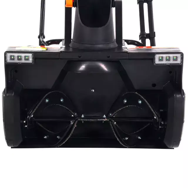 YARD FOX BASIC 5633Е электрический снегоуборщик
