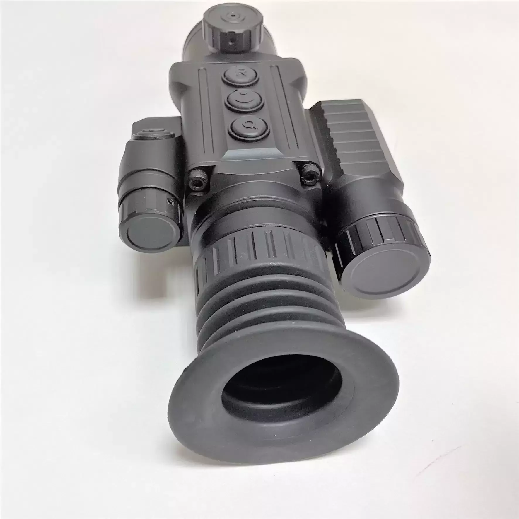 Venox Patriot Lite v2.0 тепловизионный прицел