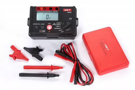 UT502A измеритель сопротивления изоляции