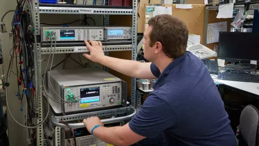 FLUKE 8588A Мультиметр цифровой прецизионный